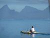 Lokaler Morgensport mit Moorea im Hintergrund